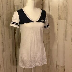 Hard Rock Rehab Women's White and Black V-Neck Top